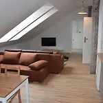 Cen *
