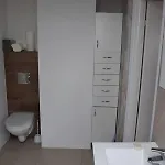 Cen